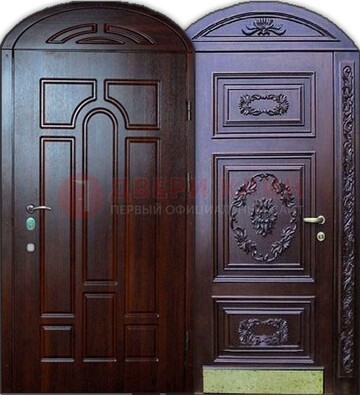 Стильная железная арочная дверь с декоративным элементом ДА-24 в Воронеже