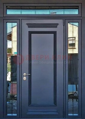 Черная металлическая дверь с фрамугой и филенкой ДФГ-19 в Павловском Посаде