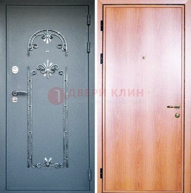 Железная дверь с ковкой ламинат внутри ДК-11 в квартиру в Павловском Посаде