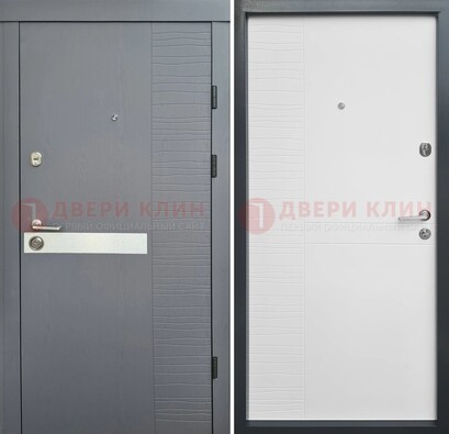 Серая металлическая дверь с белой резной МДФ панелью ДМ-215 в Павловском Посаде