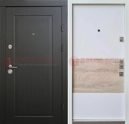 Черная металлическая дверь с белой МДФ внутри ДМ-230 в Павловском Посаде