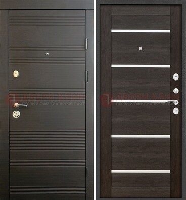 Черная металлическая входная дверь и внутри коричневый МДФ ДМ-301 в Павловском Посаде