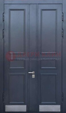 Черная двухстворчатая дверь для улицы с МДФ ДМ-535 в Павловском Посаде