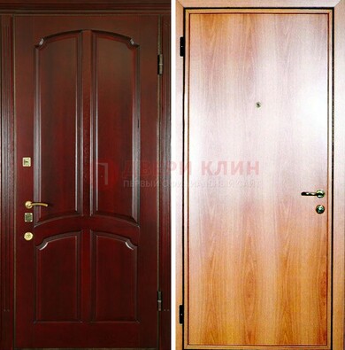 Темная железная дверь с массивом дуба ДМД-13 в Краснодаре