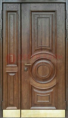 Коричневая двухстворчатая дверь с массивом дуба ДМД-71 в Павловском Посаде