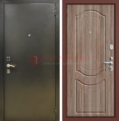 Темно-серая входная дверь с порошковым покрытием и коричневая МДФ ДП-290 в Павловском Посаде