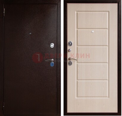 Коричневая металлическая дверь с порошковым окрасом ДП-92 в Павловском Посаде