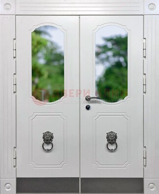 Белая двухстворчатая железная дверь со стеклом ДС-22 в Павловском Посаде