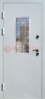 Серая металлическая дверь со стеклом и ковкой ДС-75 в Павловском Посаде