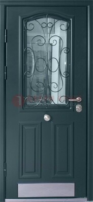 Прочная дверь со стеклом и ковкой с декоративным элементом ДСК-27 в Павловском Посаде