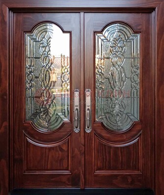 Классическая железная дверь с массивом дуба для входа ВЖ-23 в Павловском Посаде