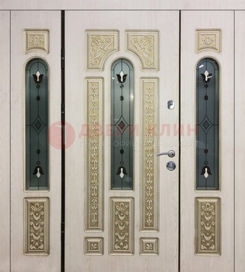 Светлая железная дверь с МДФ и витражом ВЖ-34 в Павловском Посаде